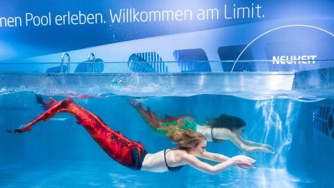 Meerjungfrauen, Stand: Speck Pumpen, Halle 7, aquanale 2019