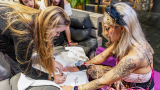 Networking & Überreichung Goodiebags beim creator academy get together, gamescom creator co-working space, Halle 11.3